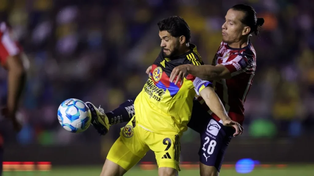 ¿Quién ha ganado más veces el Clásico Chivas vs América y cómo nació la mayor rivalidad del fútbol mexicano?